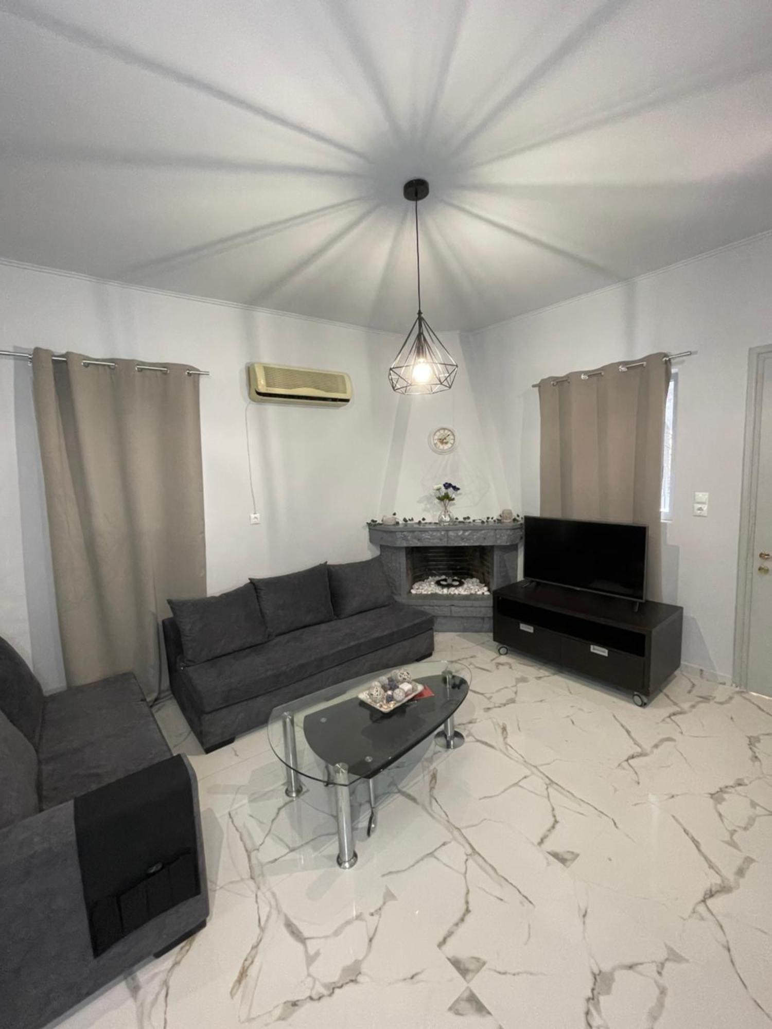 Airpoint Renovated Διαμέρισμα Αρτέμιδα Εξωτερικό φωτογραφία